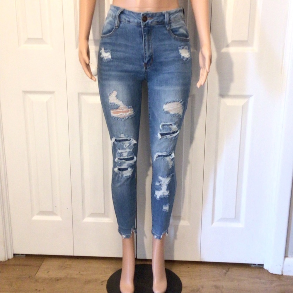 Rue21 Womens Distressed Skinny Cropped Denim Jeans Size 8